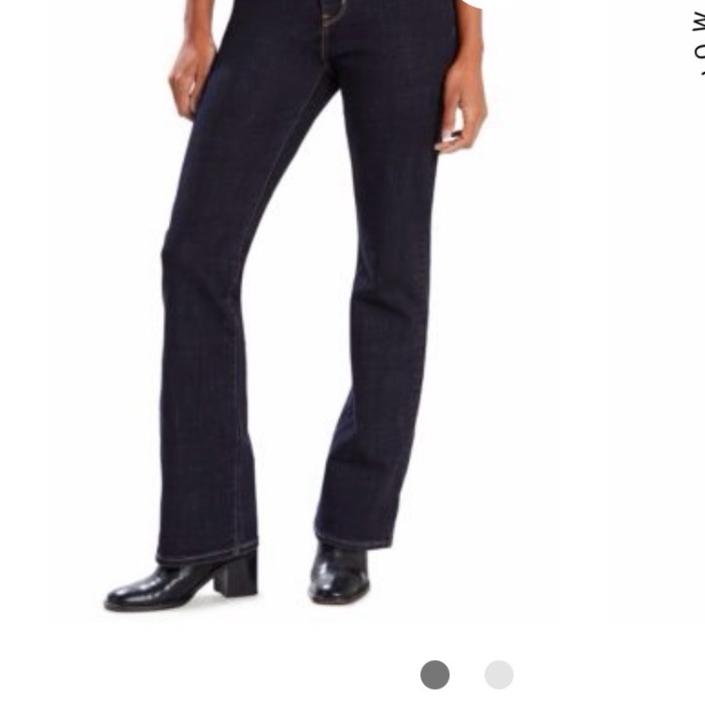 Classic Bootcut Levi’s Monterey Jeans size 29/8